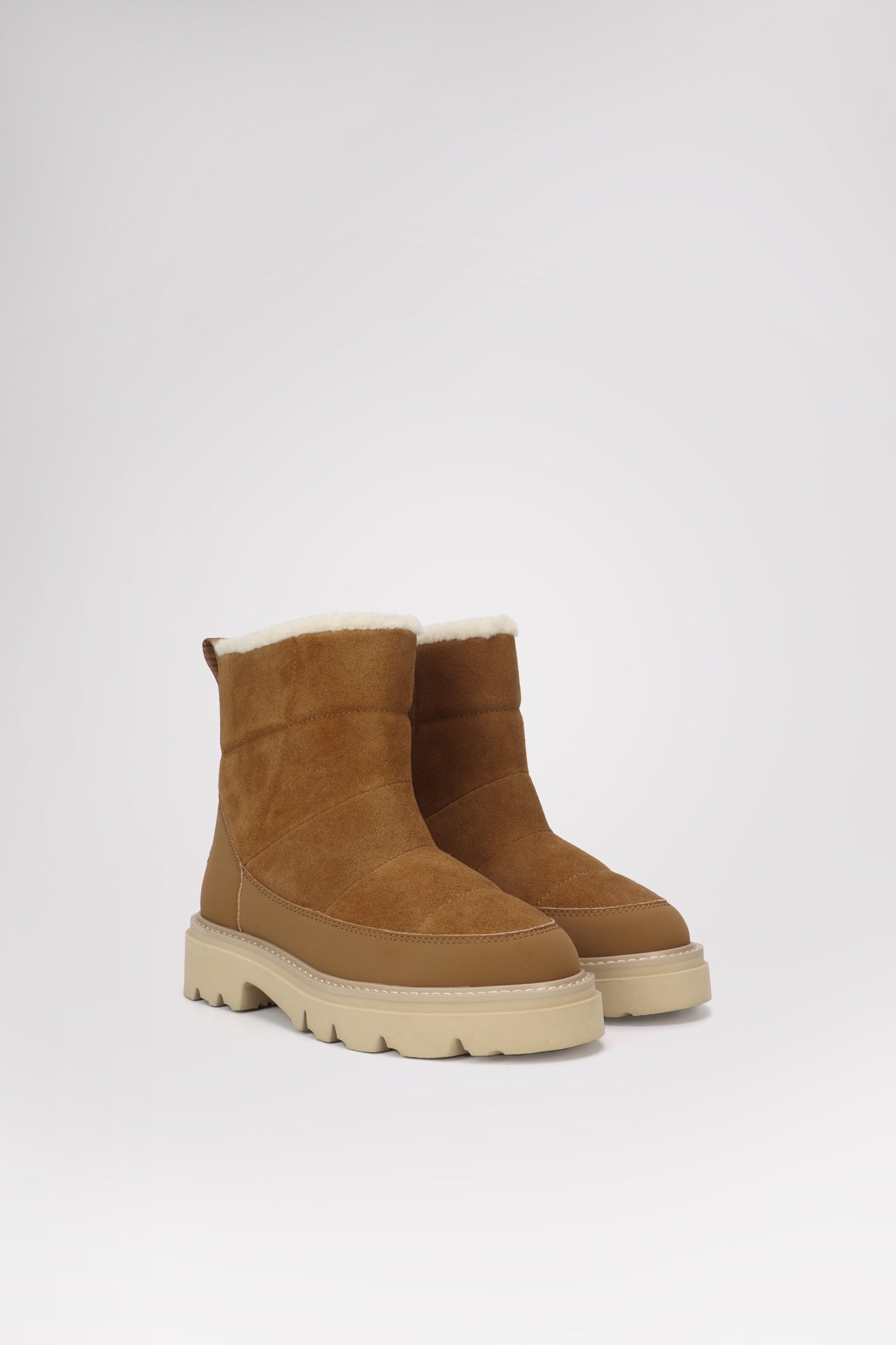 Aura Women's Boots