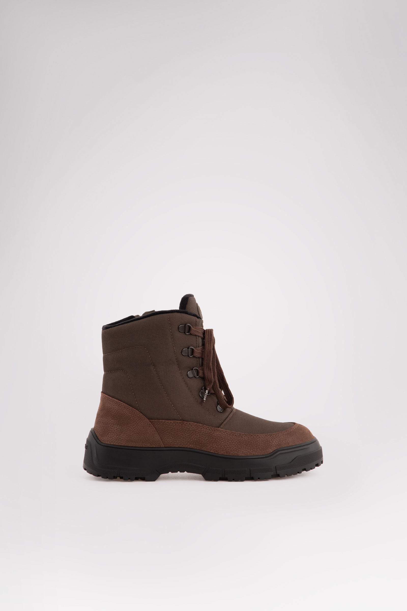 Trigger Men's Lace Up Boot w/ Ice Gripper