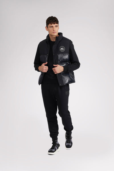 ZAM BARRETT／high neck travelers vest Item(s): 2000s Samsonite 